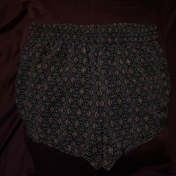 Forever 21 Black and White Athletic Shorts - Picture 1 of 3